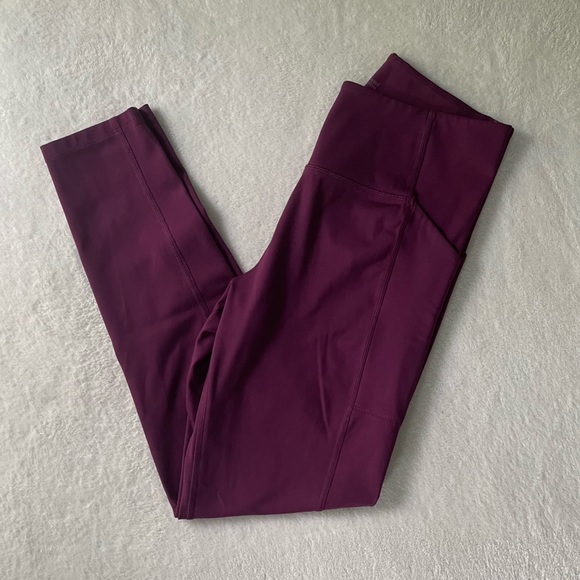 girlfriend collective - Plum Compressive Pocket Legging - Picture 1 of 5